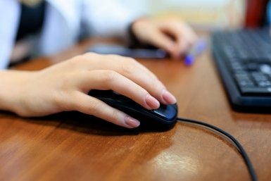 Бизнес в России могут разрешить регистрировать через электронную почту &quotПочты России&quot Евгений  Кулешов, ИА PrimaMedia.ru